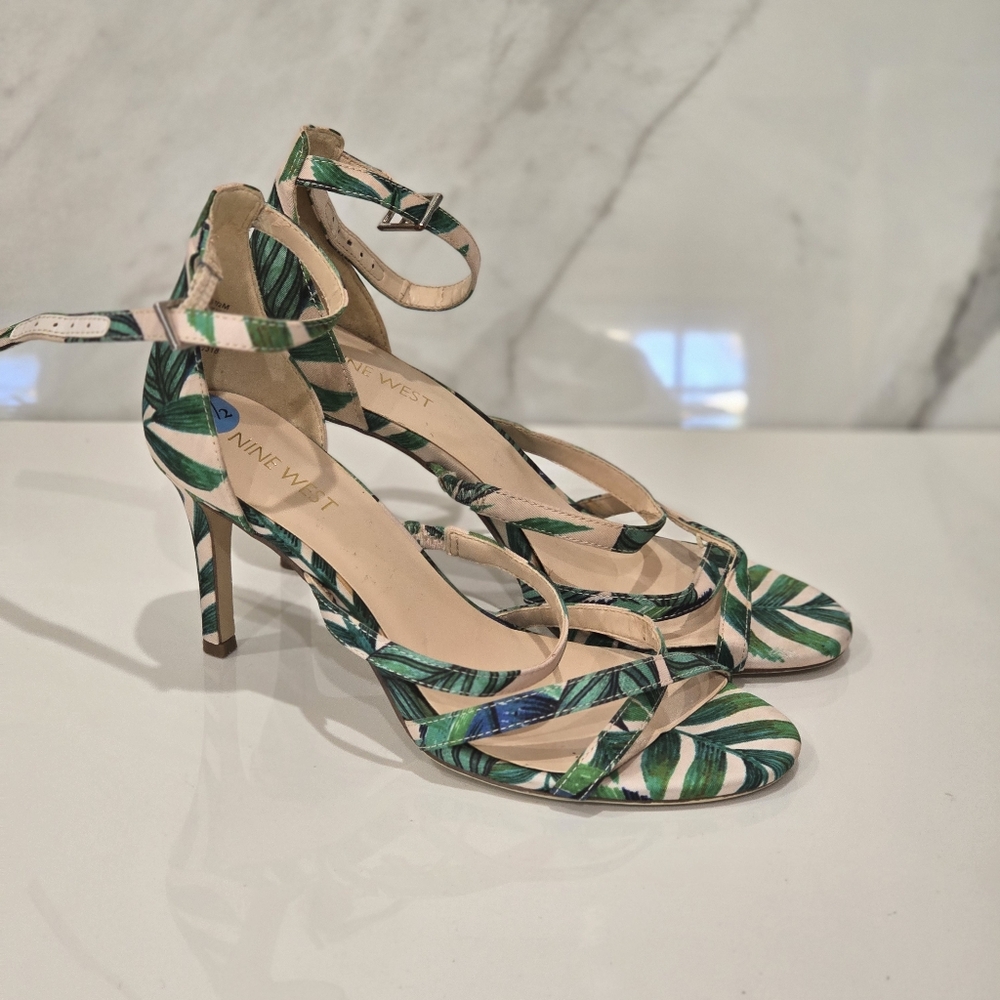 Nine West | Leaf Print Strappy open toe Women's Heels 6 5
